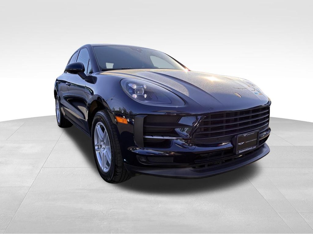 2019 Porsche Macan -'s photo