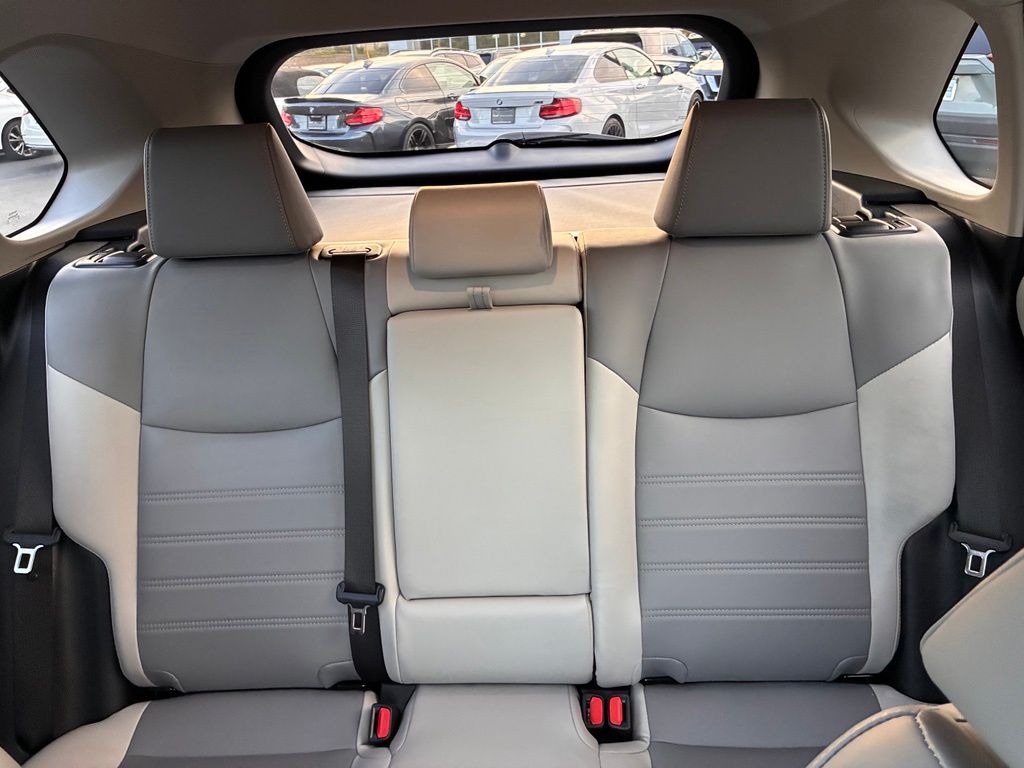 2024 Toyota RAV4 XLE Premium - Photo 16
