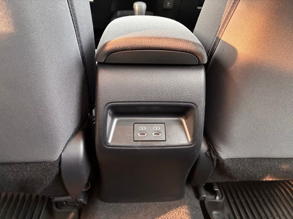 2024 Toyota Corolla LE - Photo 14