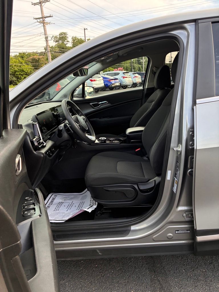 2023 Kia Sportage LX Hybrid - Photo 26