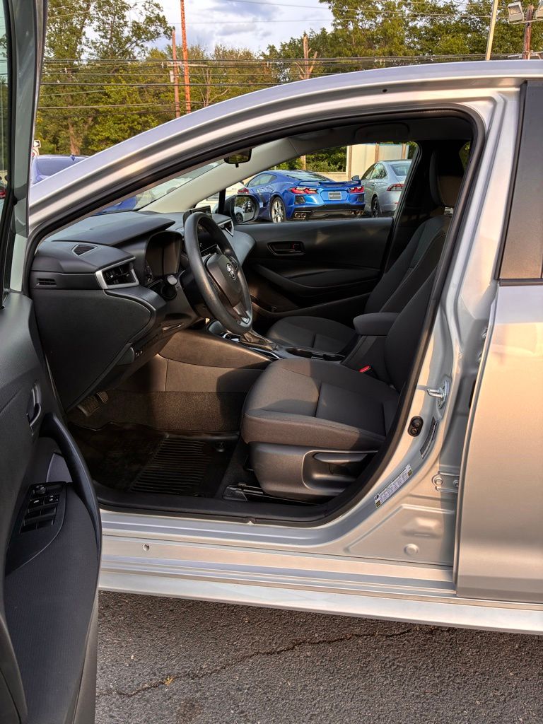 2024 Toyota Corolla LE - Photo 21