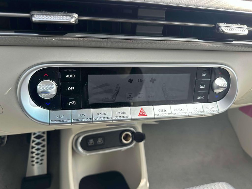 2025 GENESIS GV60 Performance - Photo 21