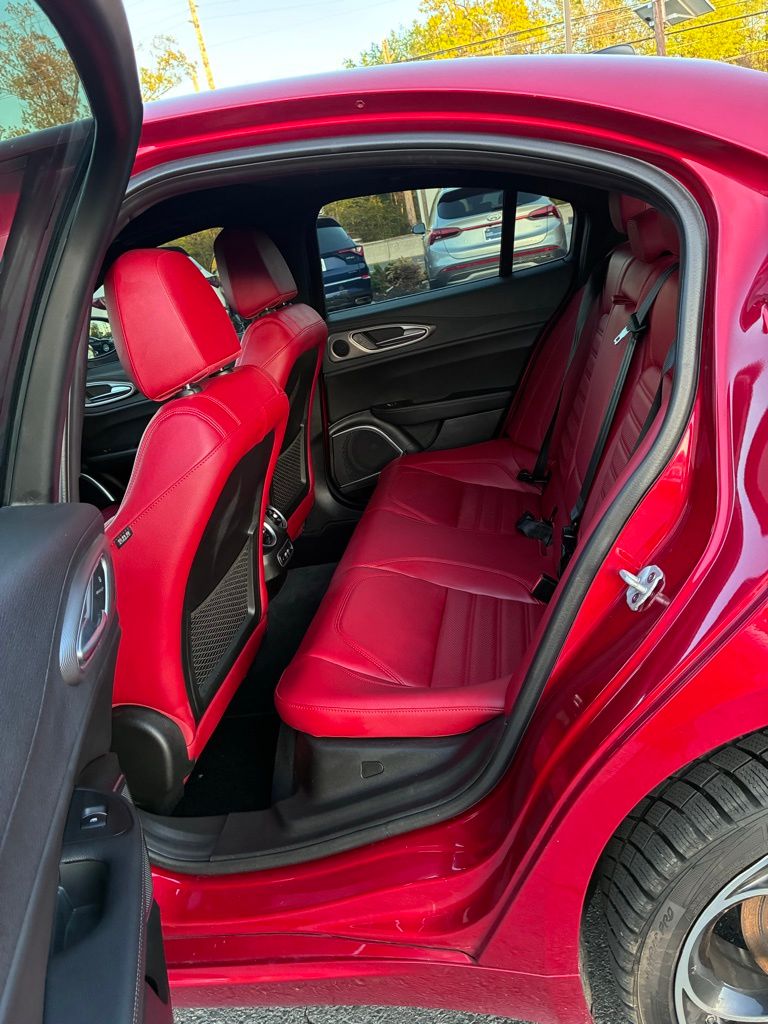 2022 Alfa Romeo Giulia Ti Veloce - Photo 21
