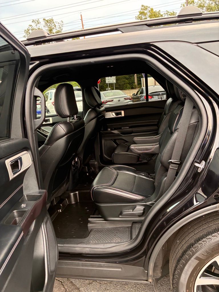 2020 Ford Explorer ST - Photo 24