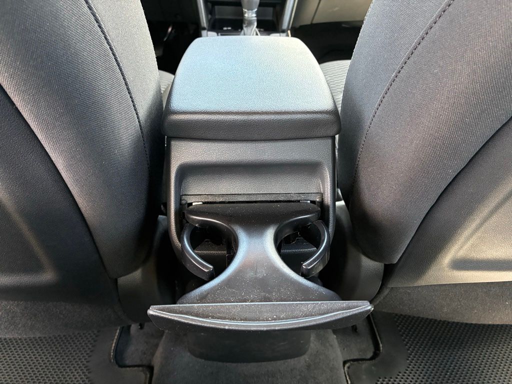 2020 Hyundai Elantra Value Edition - Photo 16