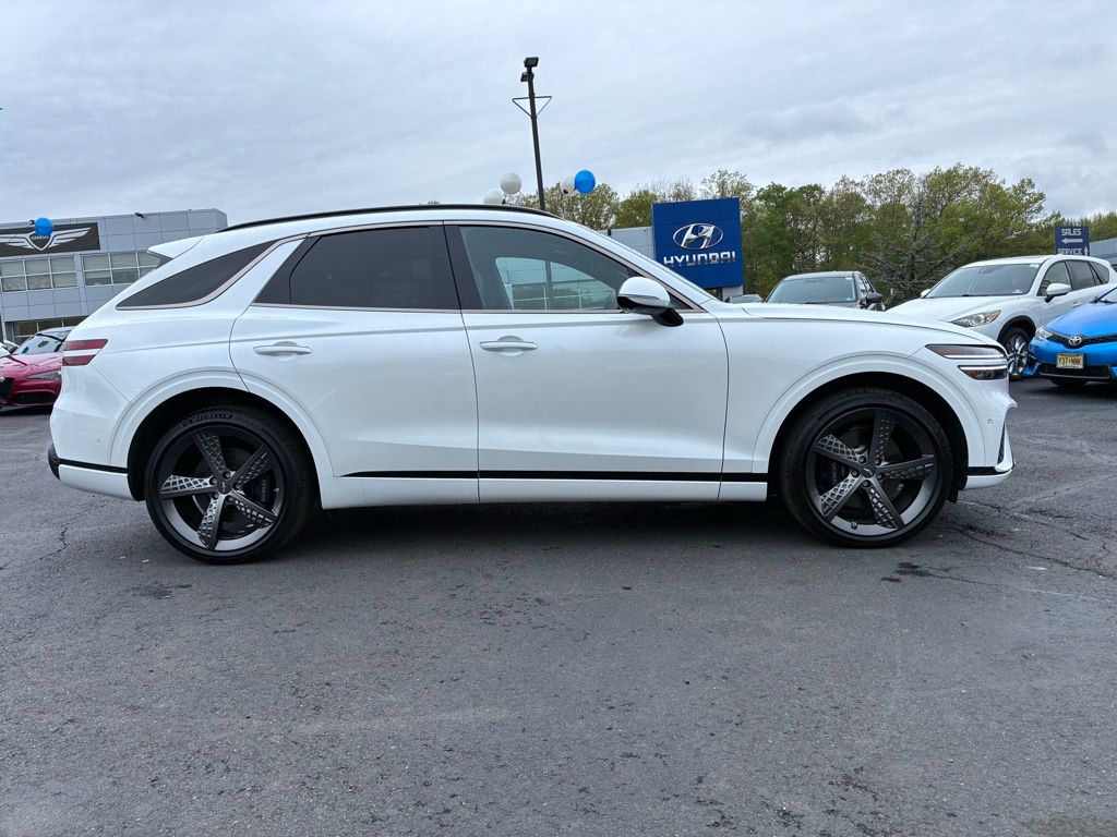 2025 GENESIS GV70 Sport - Photo 8