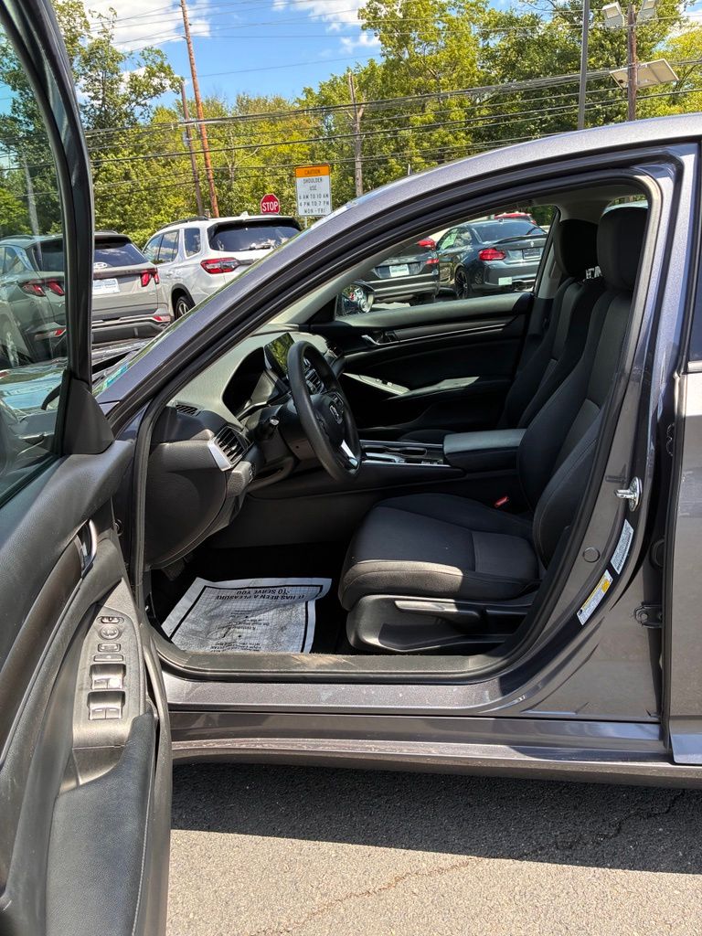 2018 Honda Accord LX - Photo 22