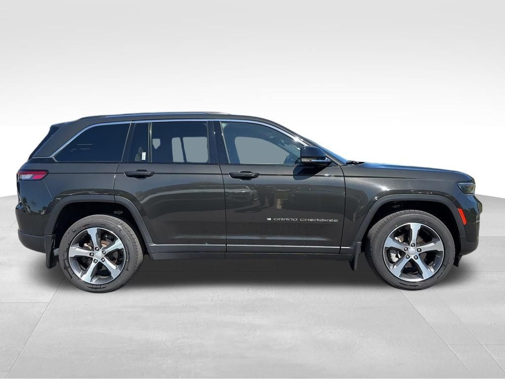Used 2023 Jeep Grand Cherokee Limited SUV