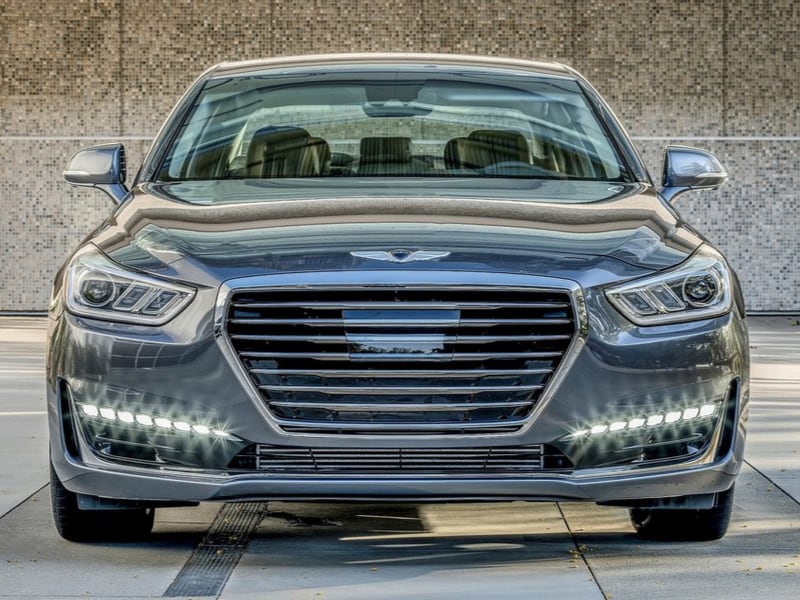 2020 Genesis G90 front grille exterior