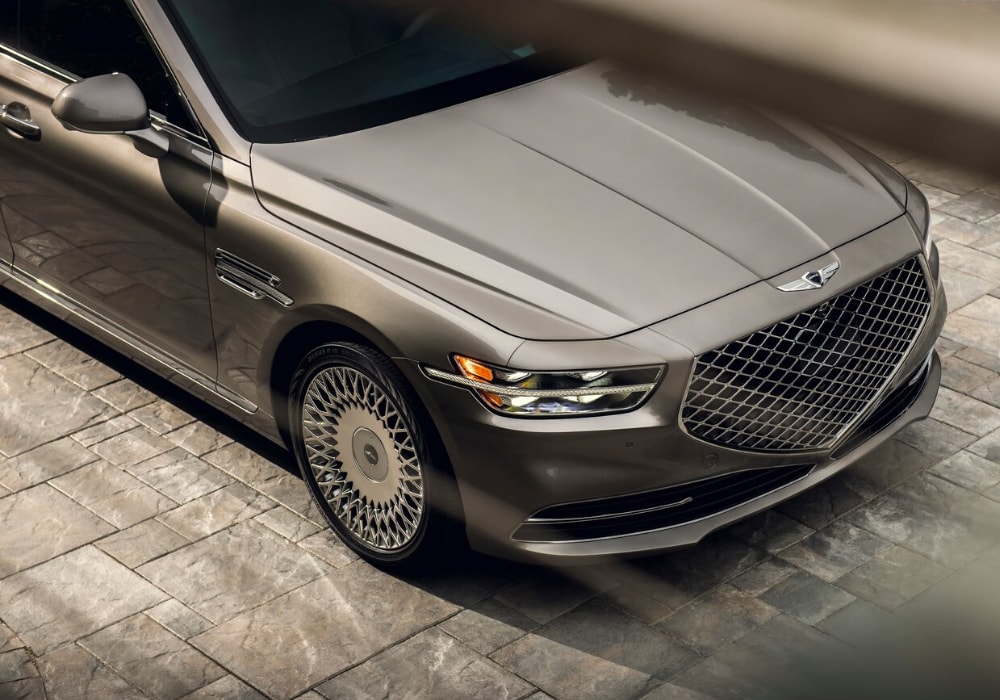 2020 Genesis G90 Front Exterior Grille Design.png Close up view of the front exterior grille on a new 2020 Genesis G90 luxury sedan