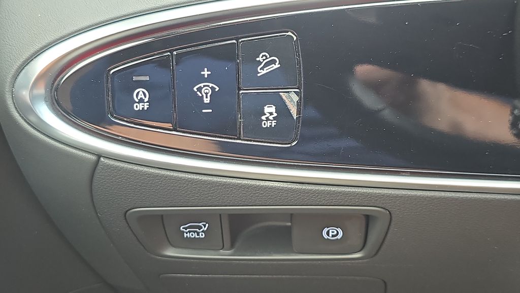 2024 GENESIS GV70 Standard - Photo 19