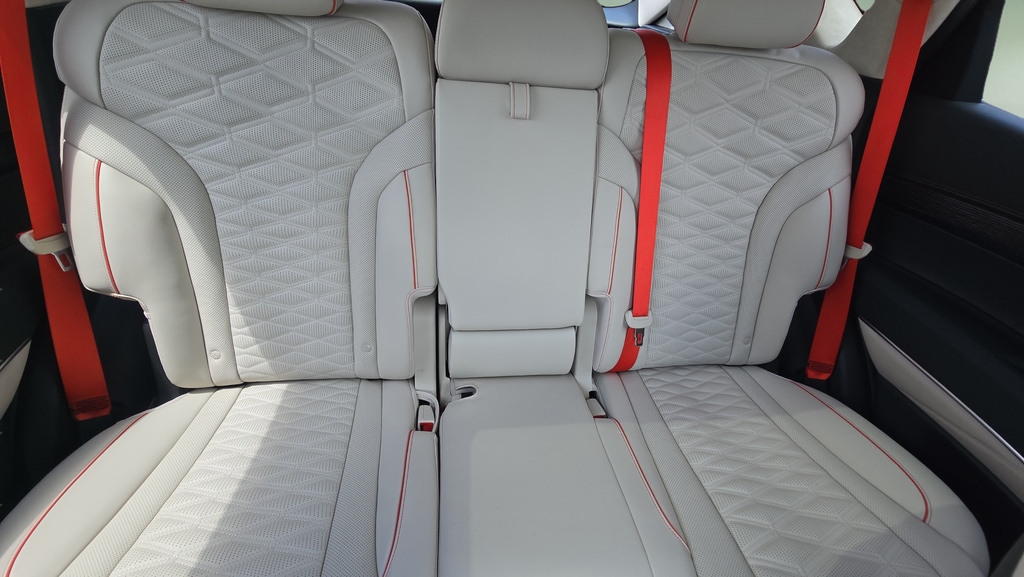 2025 GENESIS GV80 Coupe Base - Photo 23