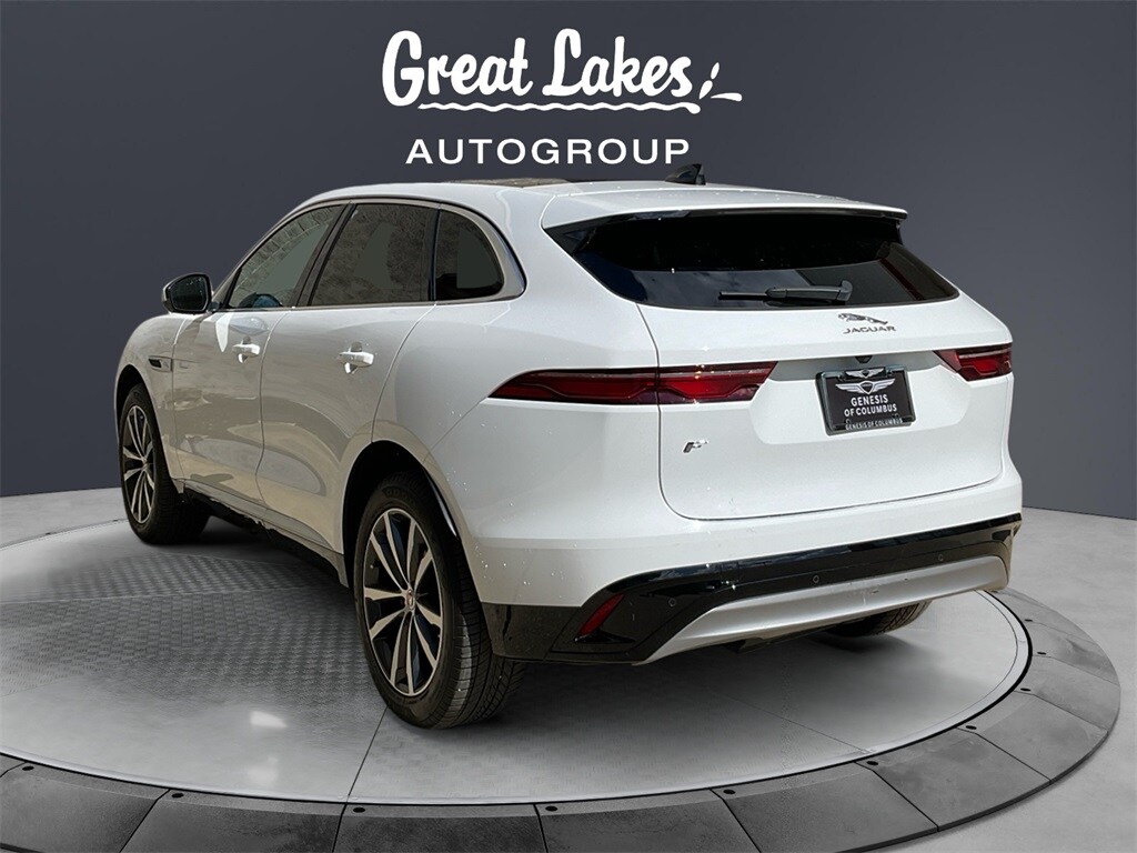 2023 Jaguar F-PACE P250 S photo 3