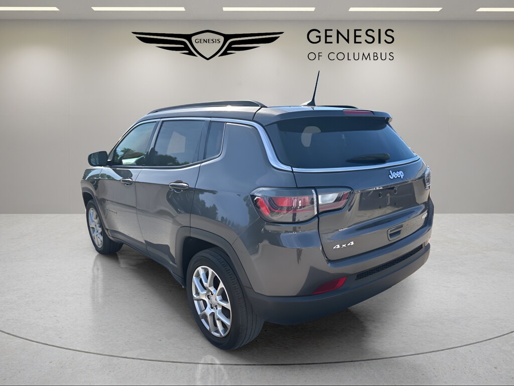 Used 2023 Jeep Compass Latitude Lux SUV