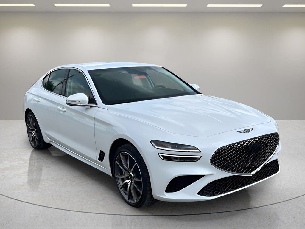 2025 GENESIS G70 Standard - Photo 7