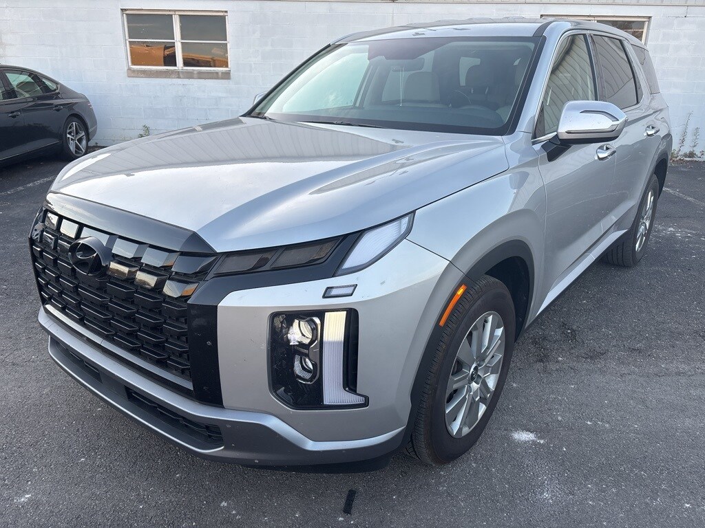 Used 2023 Hyundai Palisade SE SUV