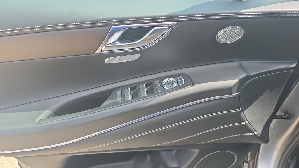 2024 GENESIS GV80 Standard - Photo 16