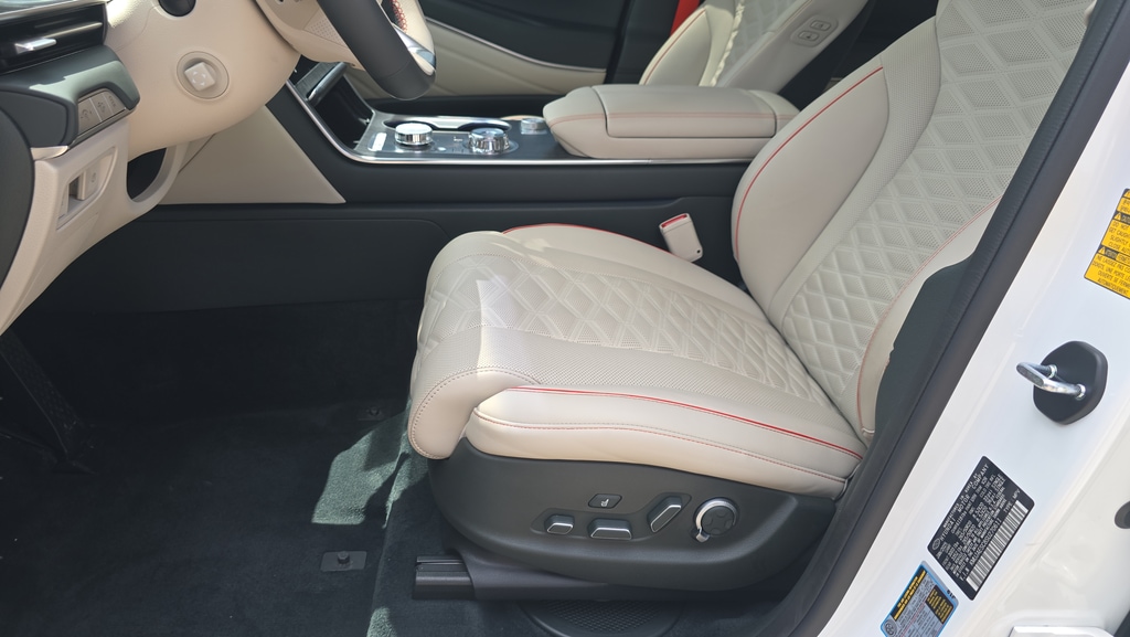 2025 GENESIS GV80 Coupe Base - Photo 13