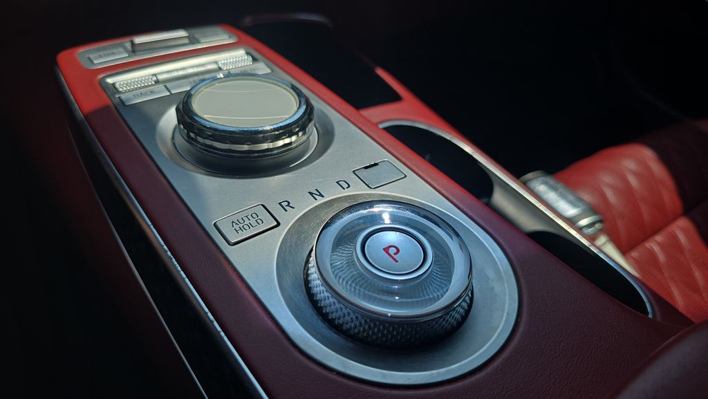 2024 GENESIS GV70 Sport - Photo 20