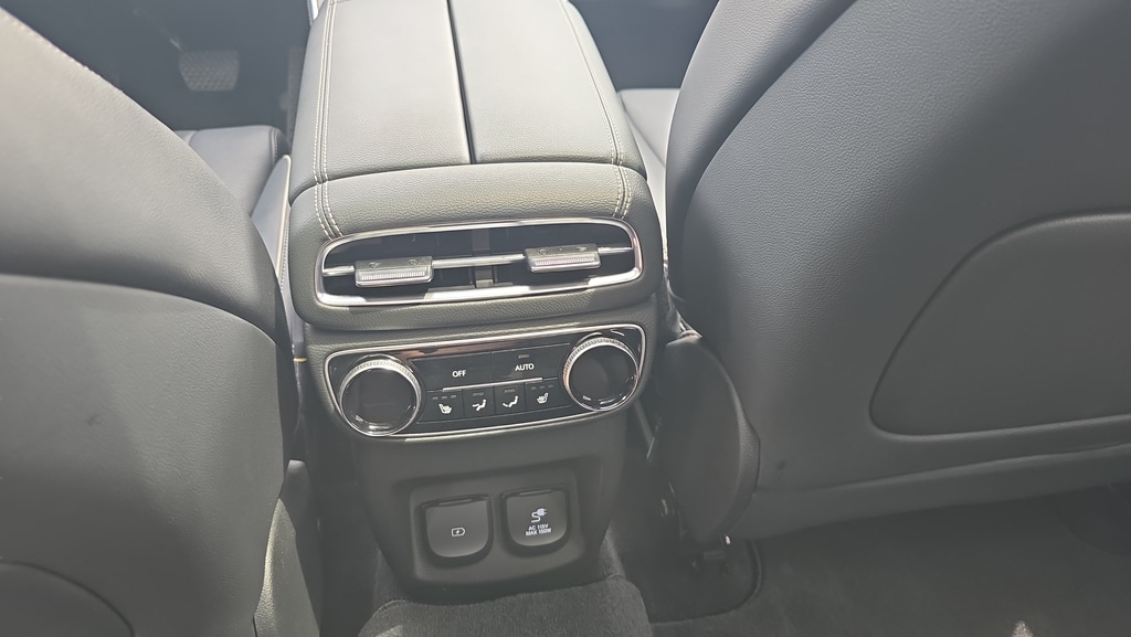 2024 GENESIS GV80 - Photo 11