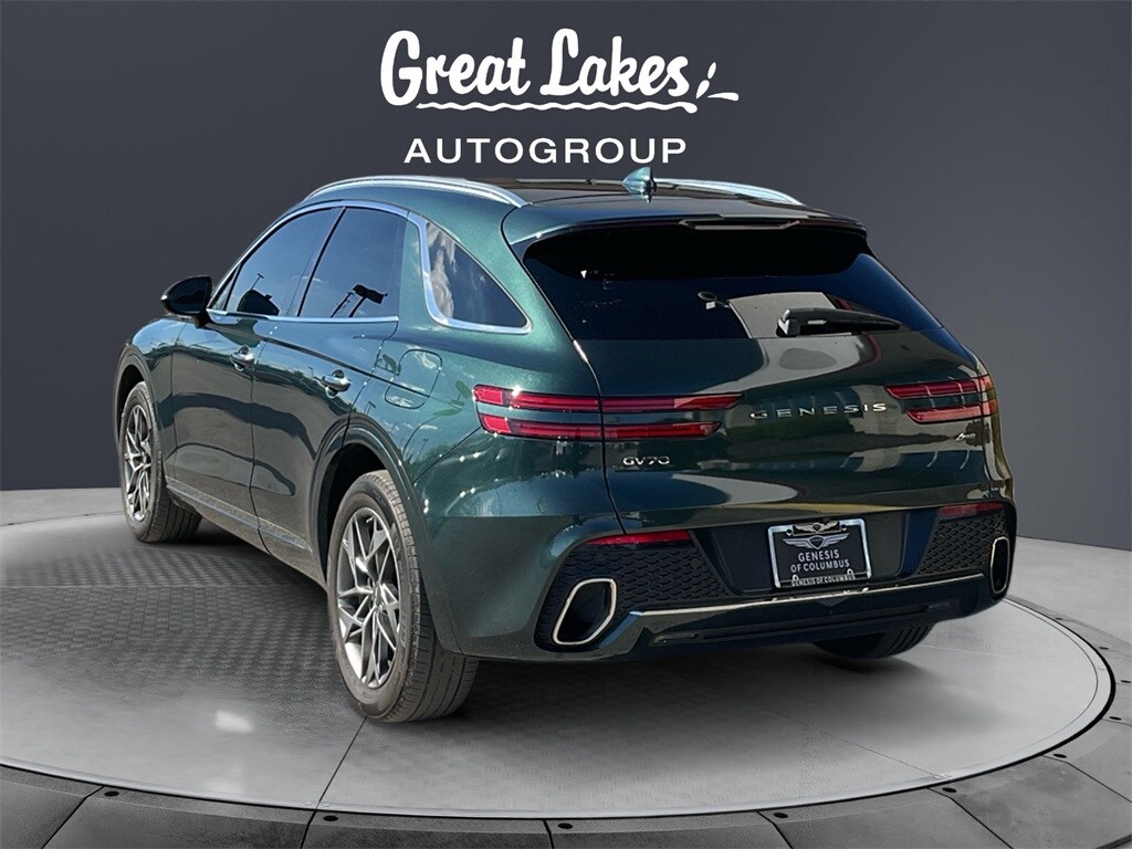 2022 Genesis GV70 2.5T Select photo 3