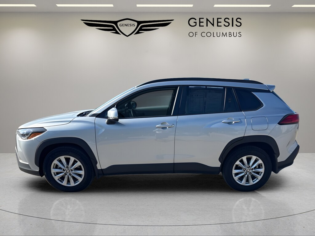 Used 2023 Toyota Corolla Cross LE SUV