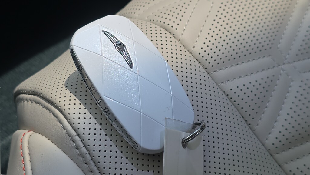 2025 GENESIS GV80 Coupe Base - Photo 25