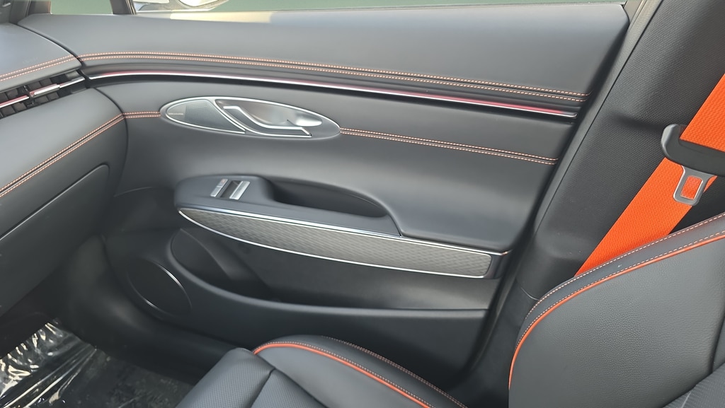 2026 GENESIS GV70 Sport Prestige - Photo 8