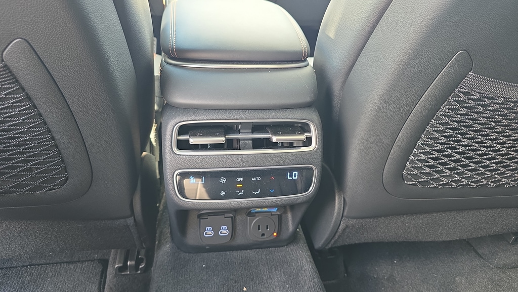 2026 GENESIS GV70 Sport Prestige - Photo 11