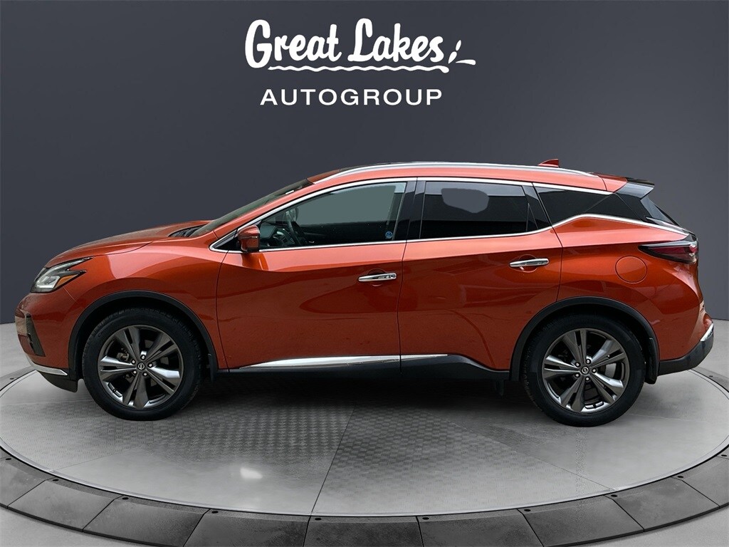 2021 Nissan Murano Platinum photo 2