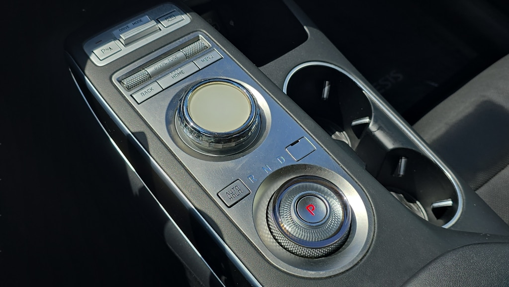 2023 GENESIS GV70 Standard - Photo 20