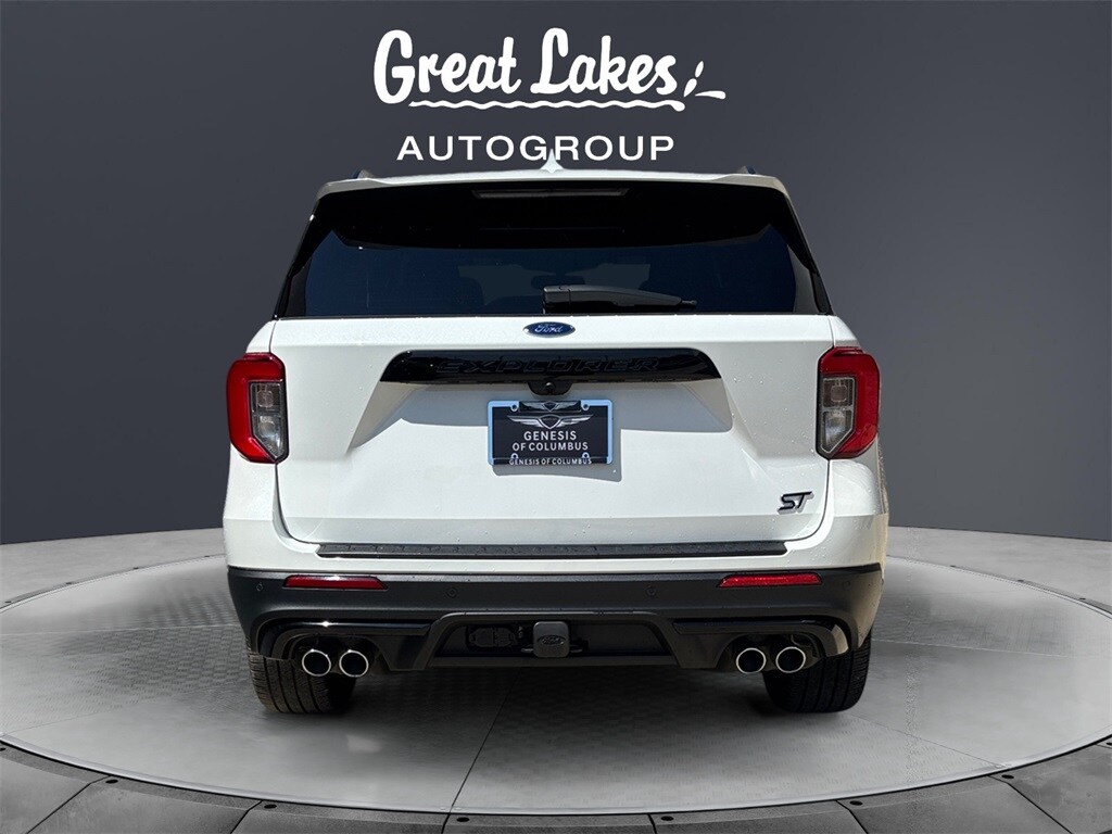 2022 Ford Explorer ST photo 3