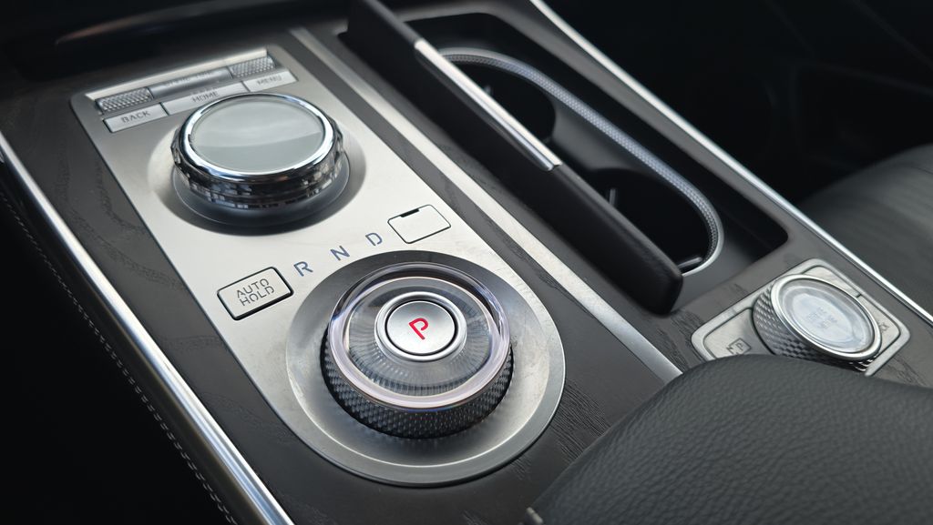 2024 GENESIS GV80 - Photo 20