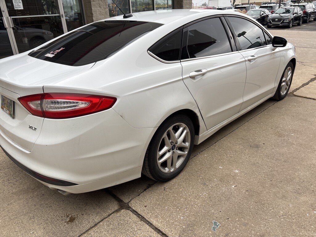 Used 2014 Ford Fusion SE Sedan