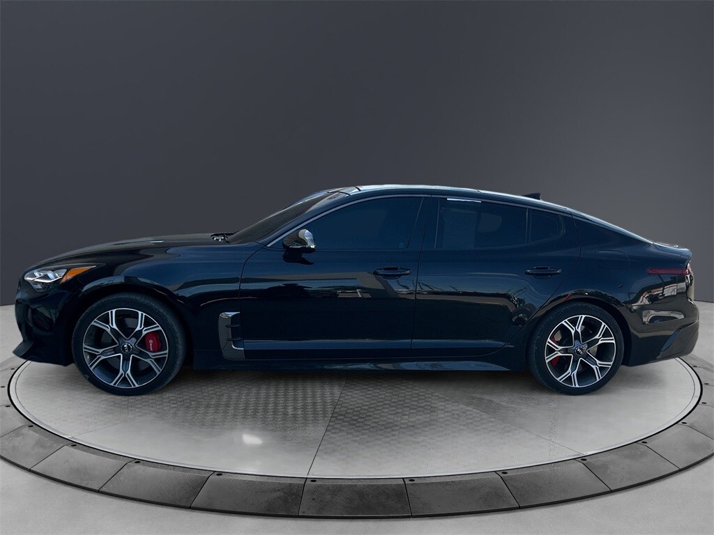 Used 2018 Kia Stinger GT2 with VIN KNAE55LC3J6018398 for sale in Columbus, OH