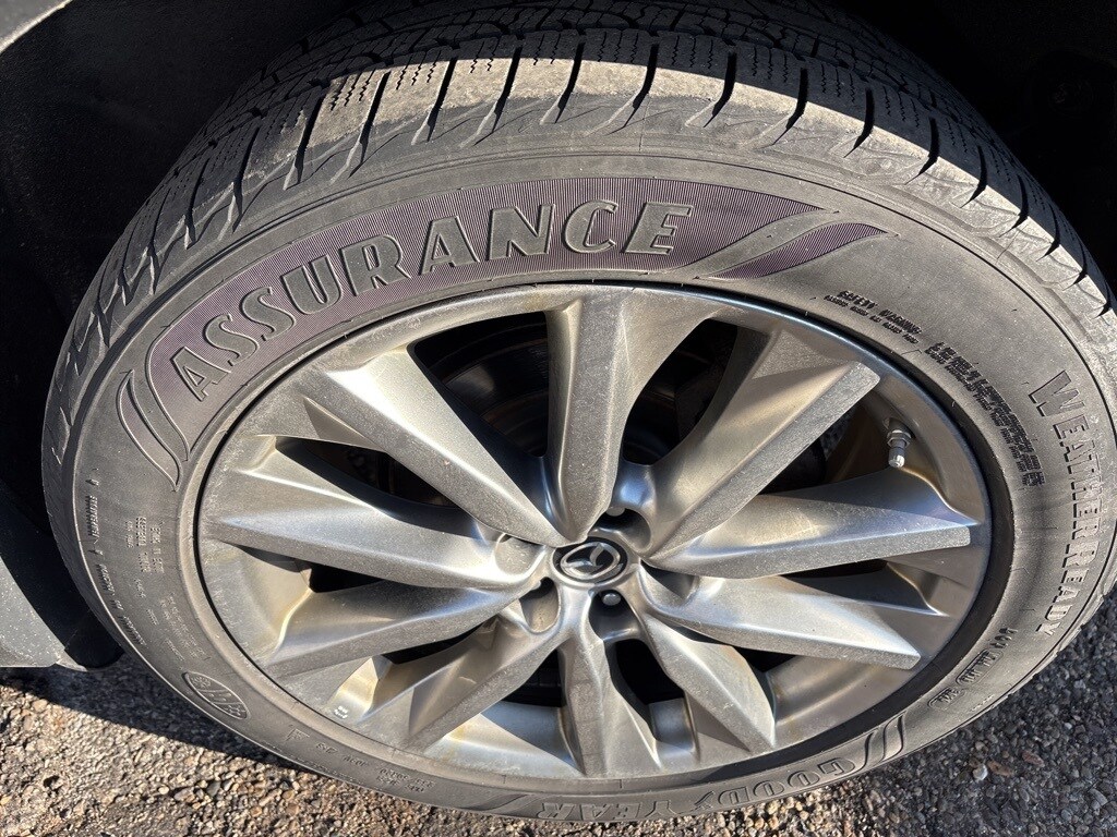 2018 Mazda CX-9 Grand Touring photo 2