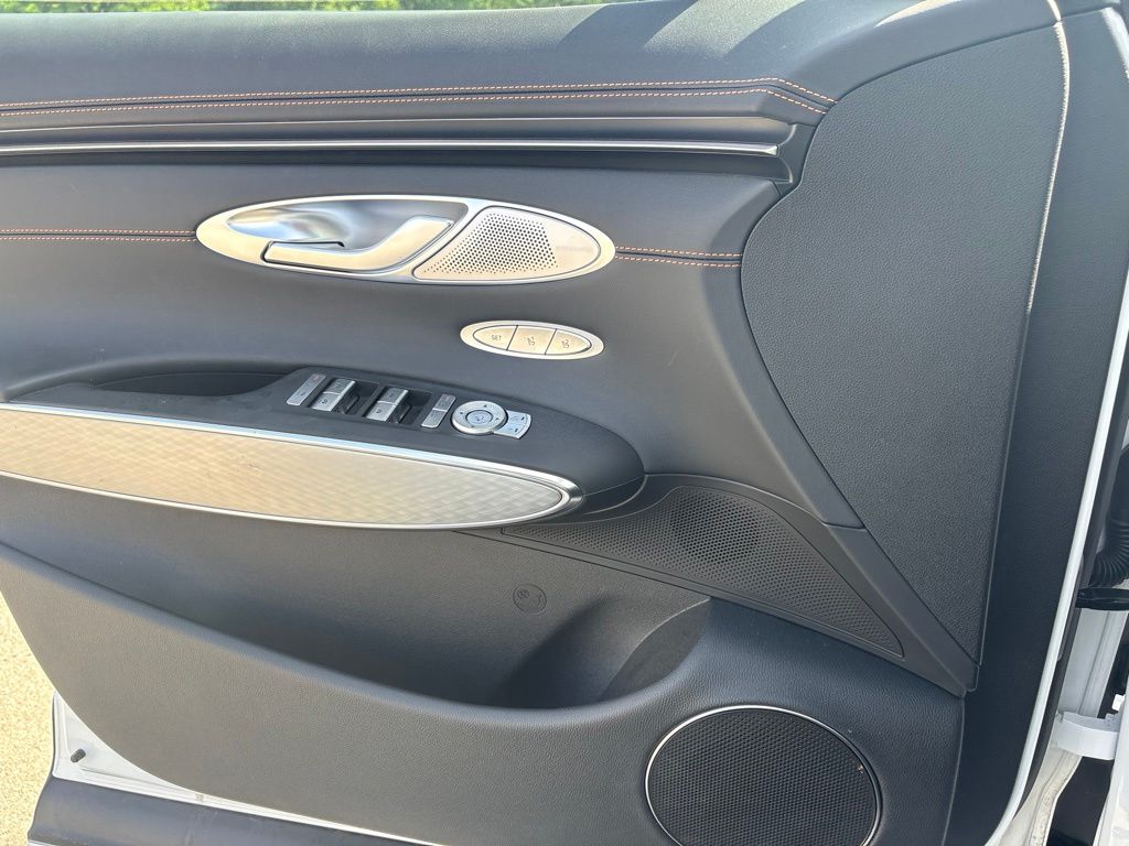2026 GENESIS GV70 Sport Prestige - Photo 9