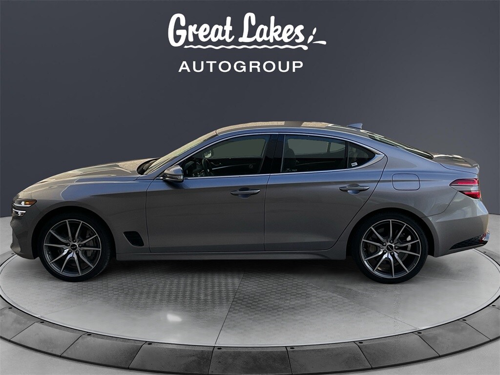 2025 Genesis G70 2.5T photo 2