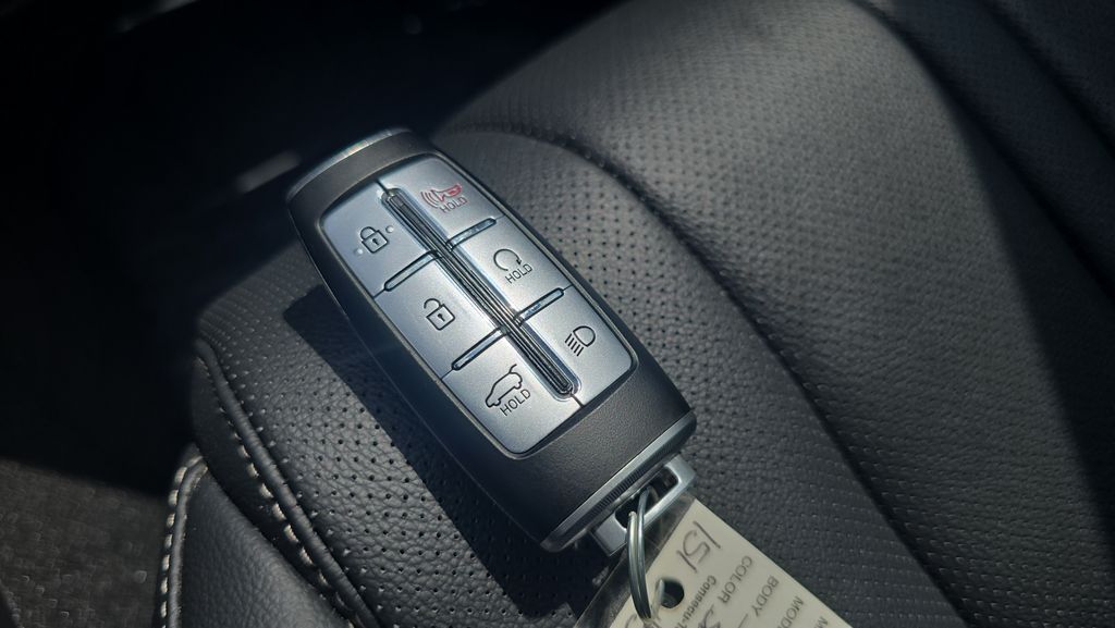 2024 GENESIS GV80 Standard - Photo 25