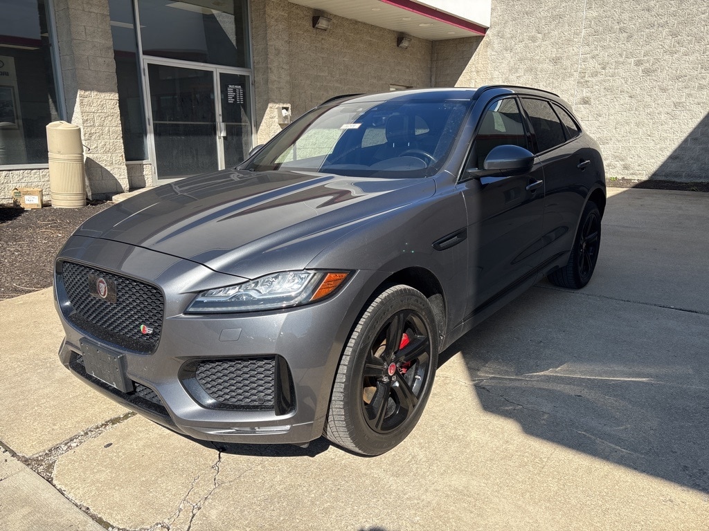 2019 Jaguar F-Pace S