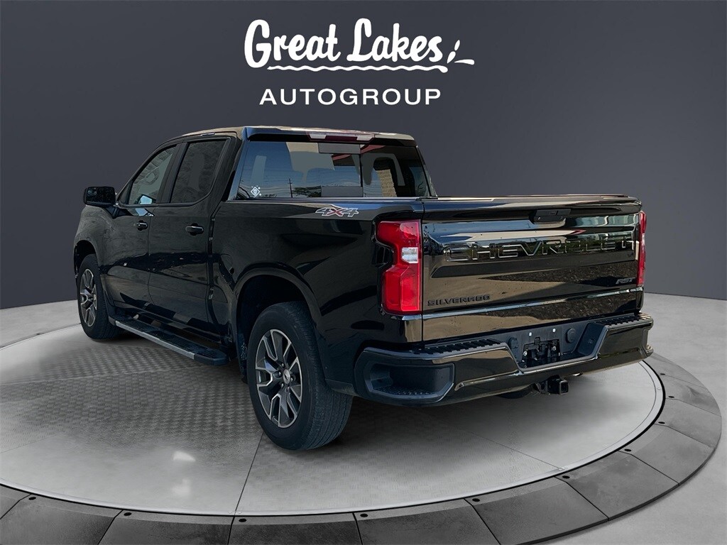 2020 Chevrolet Silverado 1500 RST photo 2