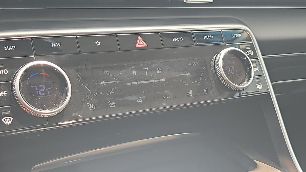 2024 GENESIS GV80 Standard - Photo 24