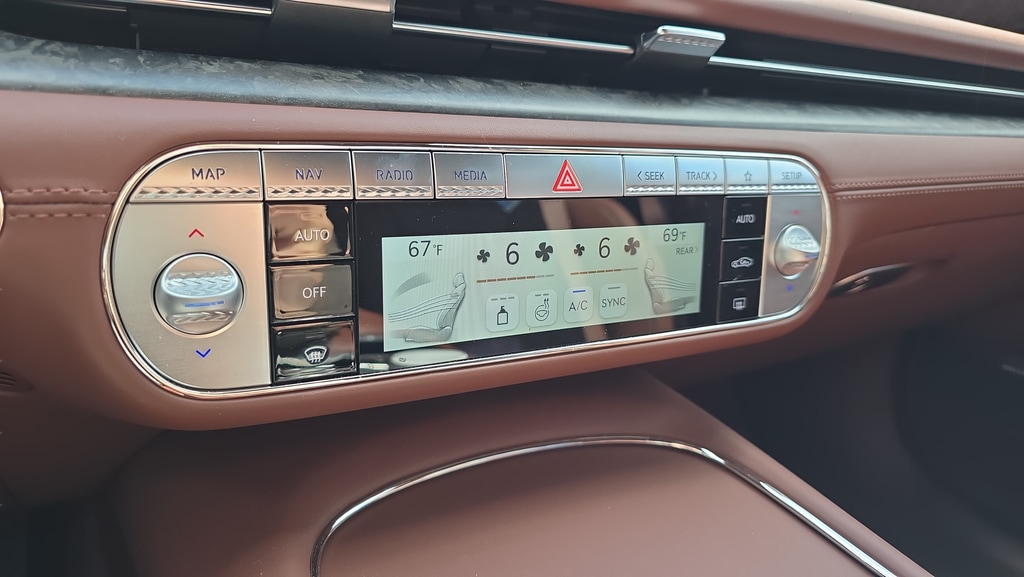 2026 GENESIS G90 Base - Photo 24