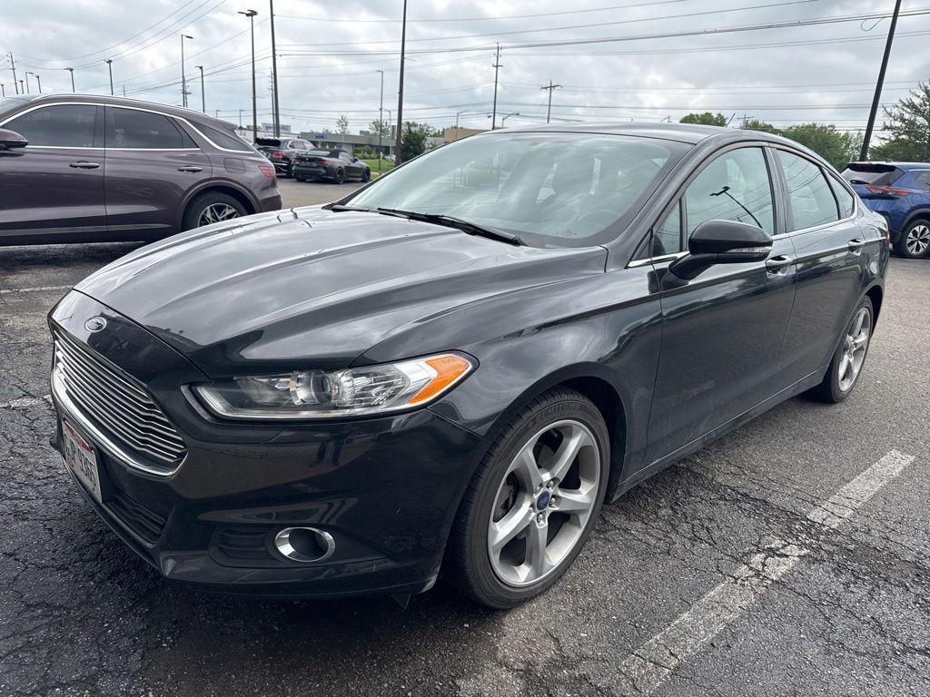 2015 Ford Fusion SE FWD's photo