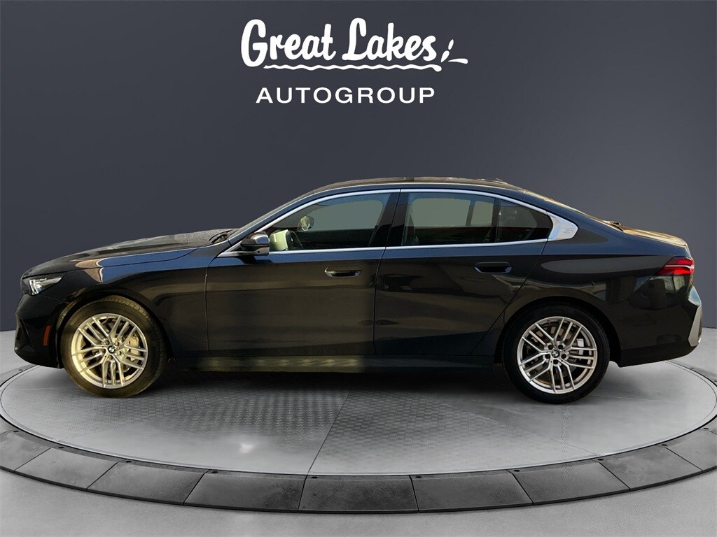 2025 Bmw 530i xDrive photo 2