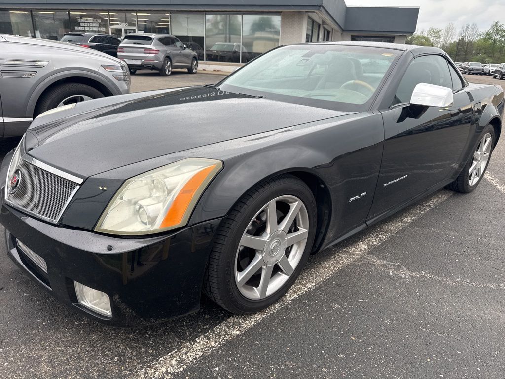 2005 Cadillac XLR Base