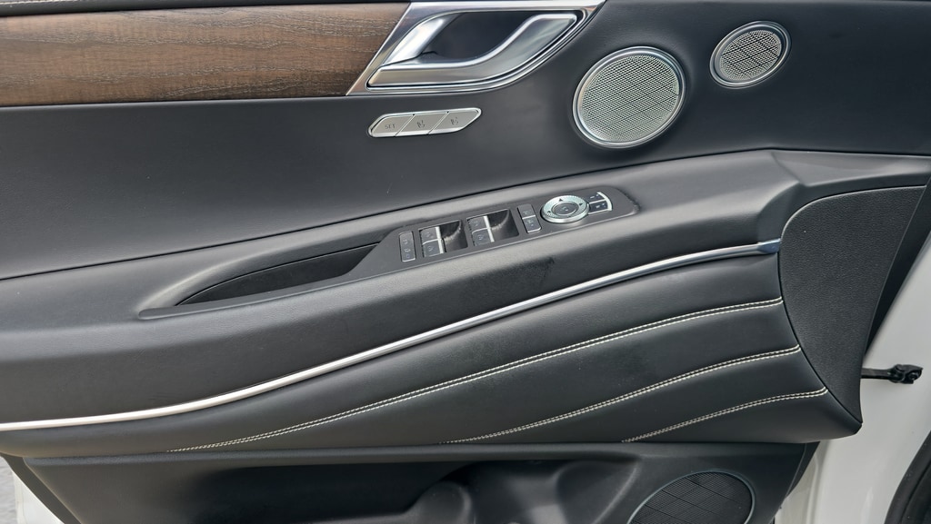 2024 GENESIS GV80 - Photo 16