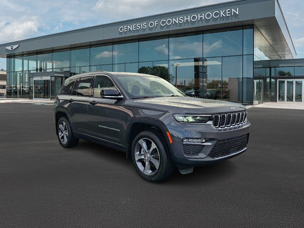 Used 2025 Jeep Grand Cherokee Limited SUV
