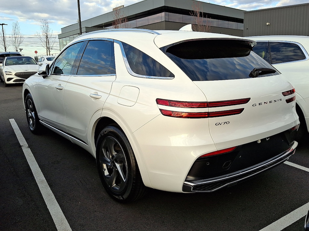 Certified 2026 Genesis GV70 2.5T Select AWD SUV