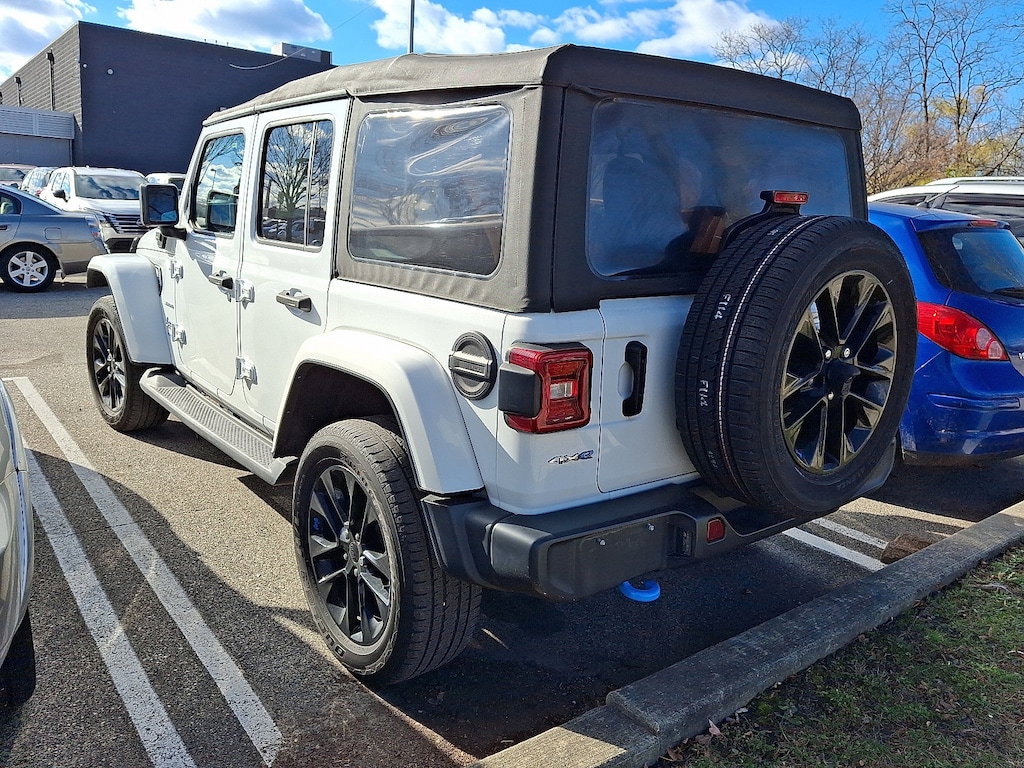 Used 2022 Jeep Wrangler Unlimited 4xe Sahara SUV